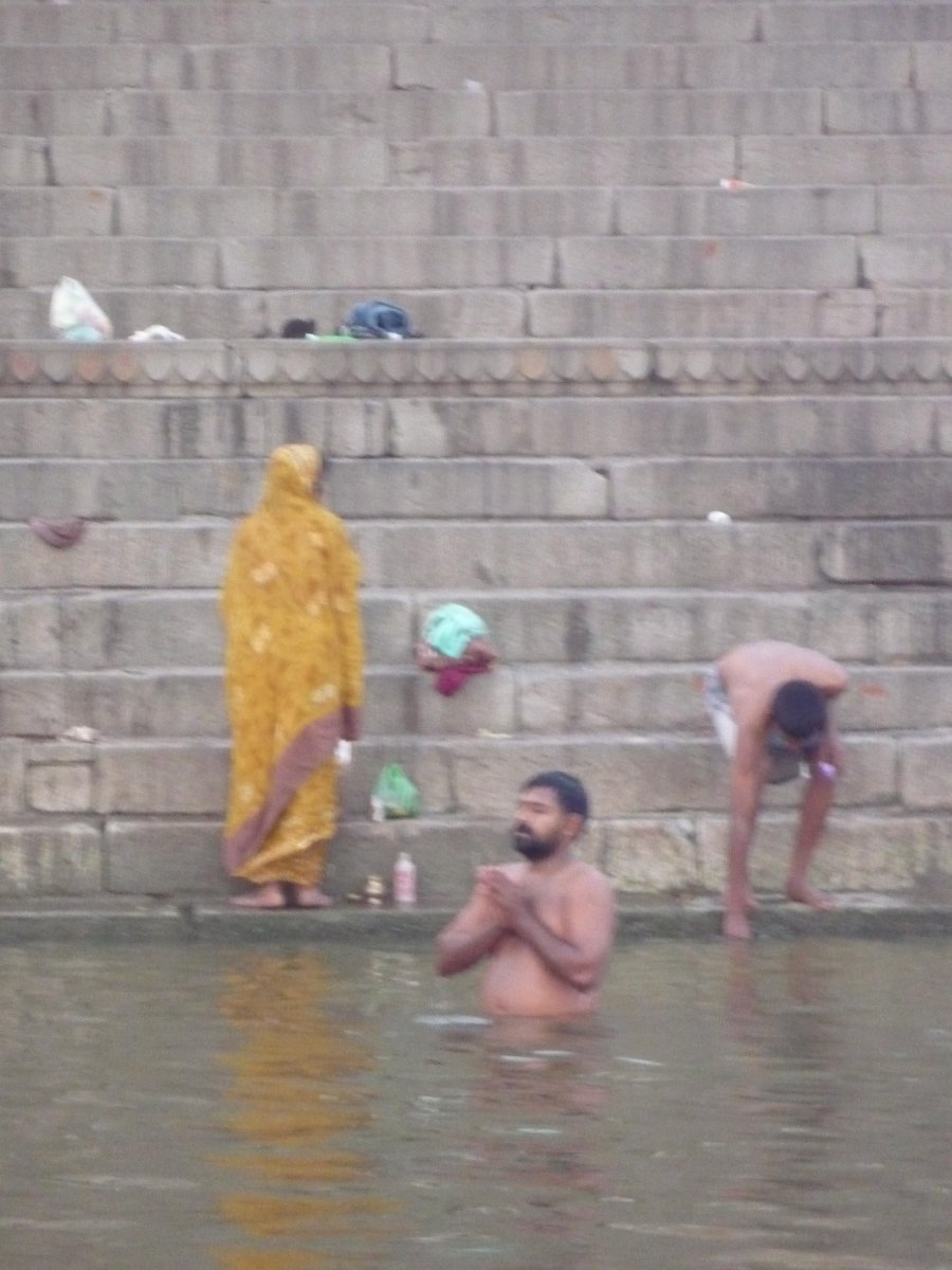 Sunrise - Bank of river Ganga49